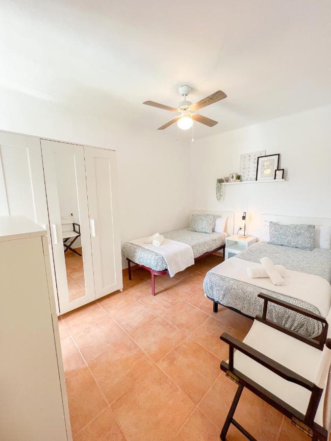 Spacious Apartment In The Center Of Torremolinos Bagian luar foto